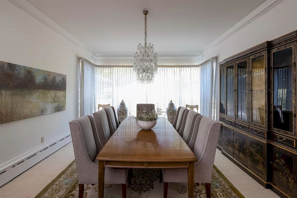 The Elegant Tudor Mansion in Vancouver is a magnificent property now available for sale. This home is located at 1250 W 54th Ave, Vancouver, BC V6P 1N1, Canada