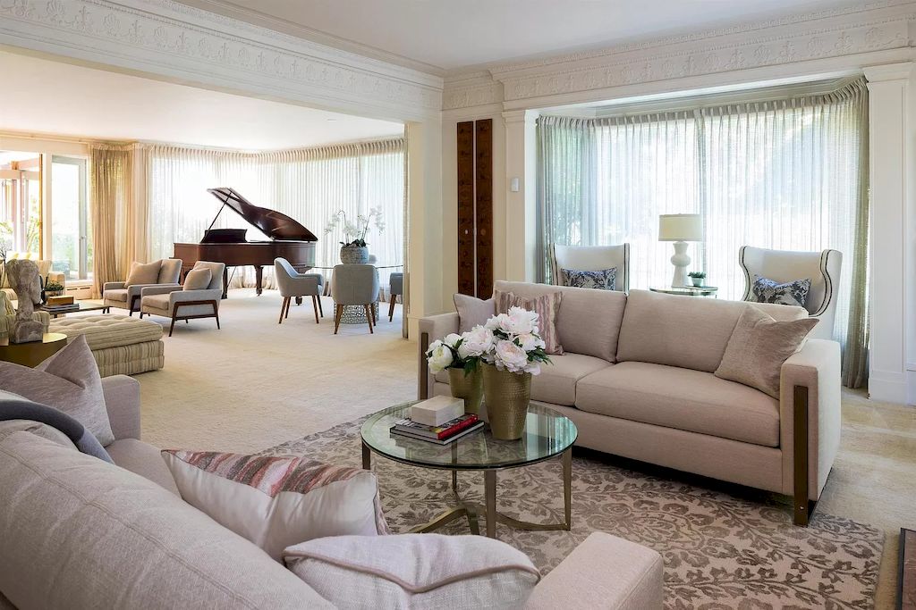 The Elegant Tudor Mansion in Vancouver is a magnificent property now available for sale. This home is located at 1250 W 54th Ave, Vancouver, BC V6P 1N1, Canada