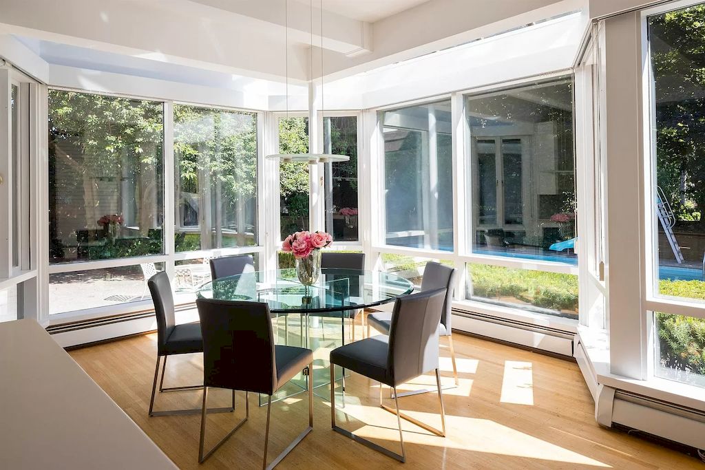 The Elegant Tudor Mansion in Vancouver is a magnificent property now available for sale. This home is located at 1250 W 54th Ave, Vancouver, BC V6P 1N1, Canada
