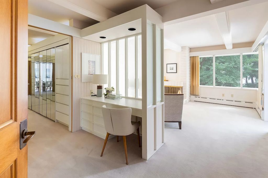 The Elegant Tudor Mansion in Vancouver is a magnificent property now available for sale. This home is located at 1250 W 54th Ave, Vancouver, BC V6P 1N1, Canada