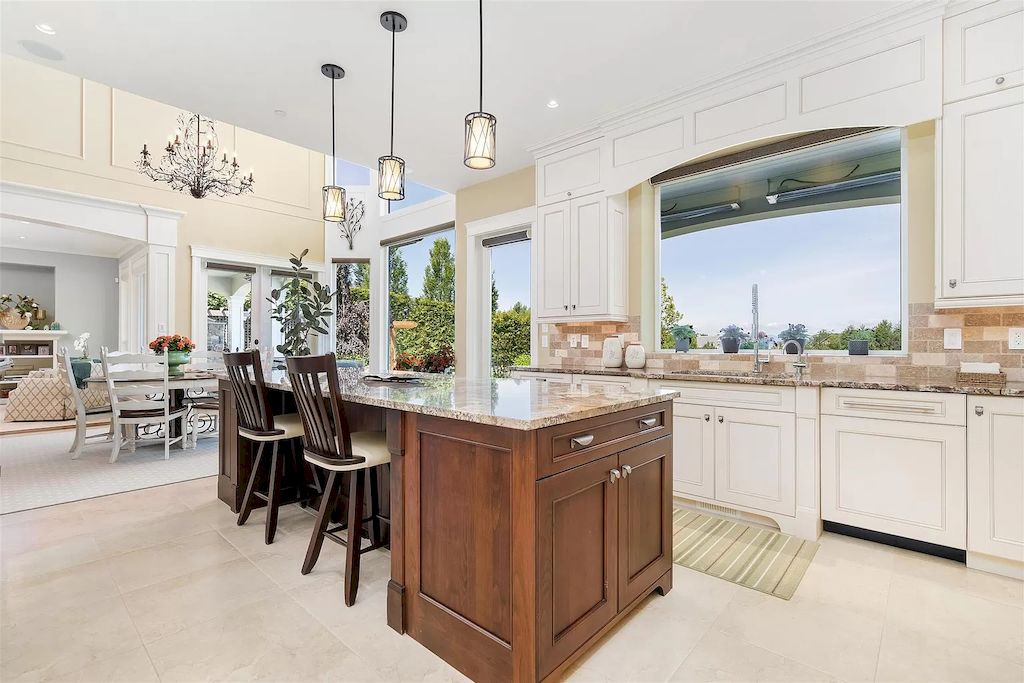 The European Country Style Home in Langley is a lakefront property with spectacular mountain views now available for sale. This home is located at 20067 1st Ave, Langley, BC V2Z 0A4, Canada