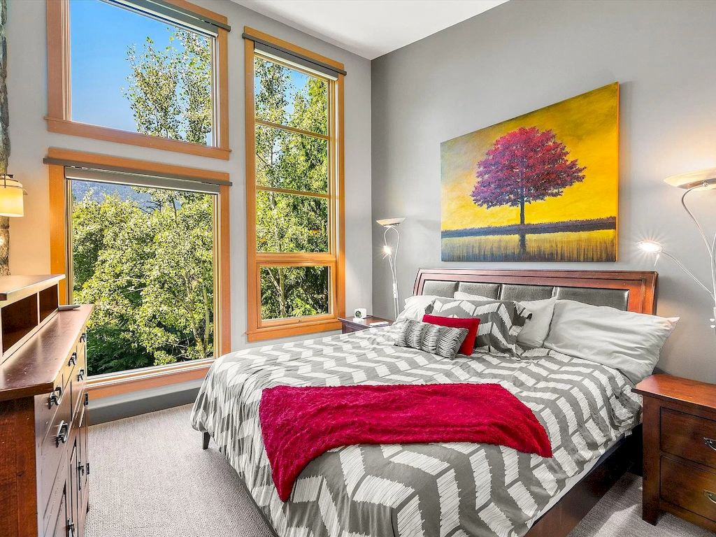 The Exceptional Riverside Home in Whistler is a beautiful home now available for sale. This home is located at 7205 Fitzsimmons Rd S, Whistler, BC V0N 1B7, Canada