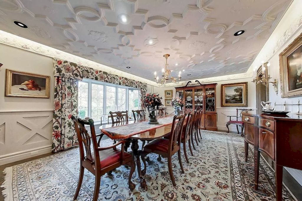 The Palatial Mansion in Ontario is a breathtaking home now available for sale. This home is located at 6793 Wellington Rd #34, Cambridge, ON N3C 2V4, Canada