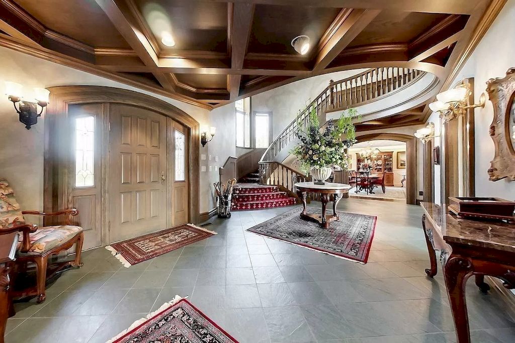 The Palatial Mansion in Ontario is a breathtaking home now available for sale. This home is located at 6793 Wellington Rd #34, Cambridge, ON N3C 2V4, Canada