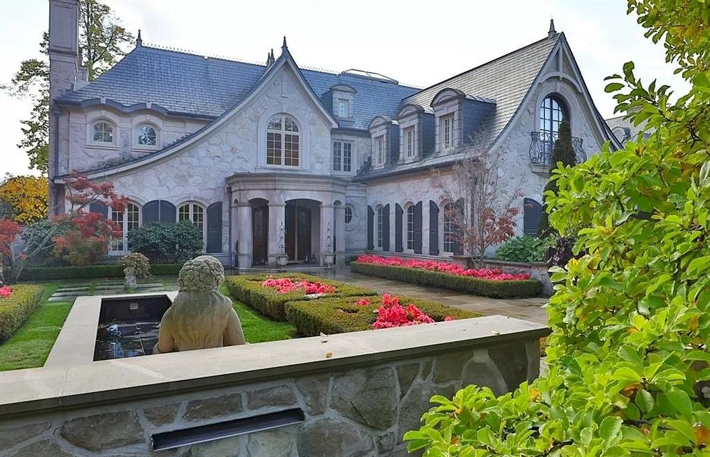 The Incredible Parisian Chateau in Ontario is a waterfront home now available for sale. This home is located at 2064 Lakeshore Rd E, Oakville, ON L6J 1M3, Canada