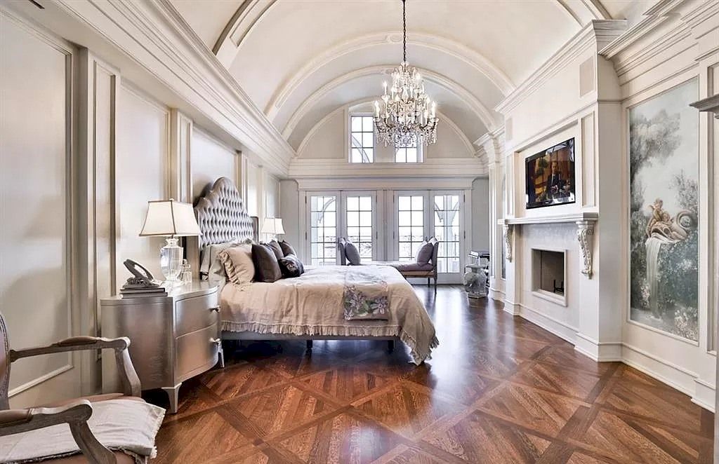 The Incredible Parisian Chateau in Ontario is a waterfront home now available for sale. This home is located at 2064 Lakeshore Rd E, Oakville, ON L6J 1M3, Canada