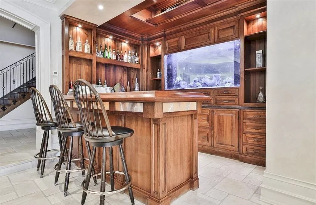 The Incredible Parisian Chateau in Ontario is a waterfront home now available for sale. This home is located at 2064 Lakeshore Rd E, Oakville, ON L6J 1M3, Canada