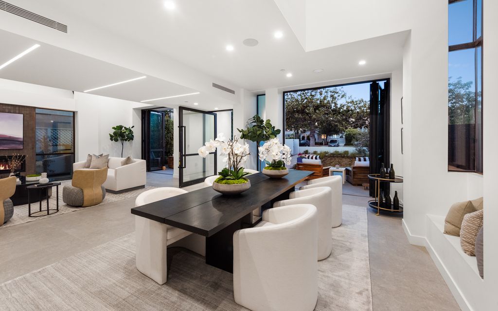 The Home in Santa Monica is a magnificent contemporary style estate with perfect blend of modern architecture, design, and technology now available for sale. This home located at 218 Alta Ave, Santa Monica, California