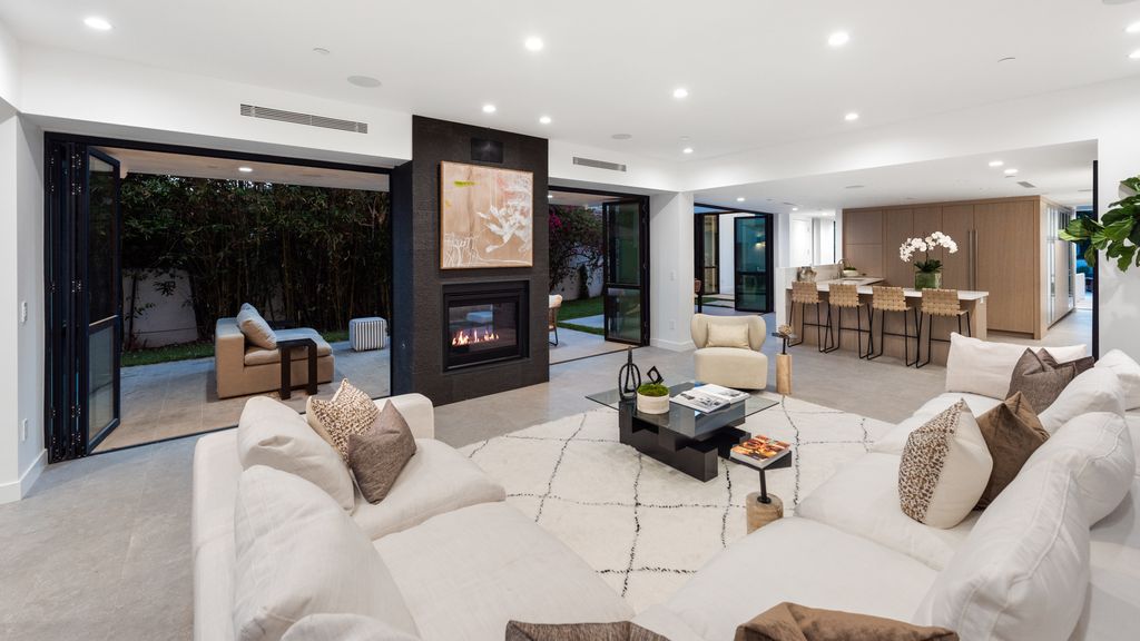 The Home in Santa Monica is a magnificent contemporary style estate with perfect blend of modern architecture, design, and technology now available for sale. This home located at 218 Alta Ave, Santa Monica, California