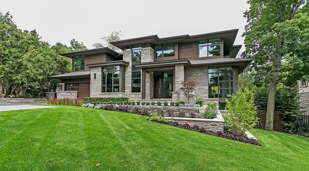 Modern Landscape creates the Natural Harmony by David Small Designs