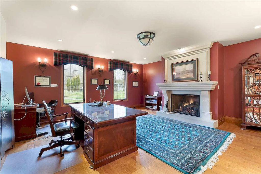 The Fantastic House in Langley is an amazing home now available for sale. This home is located at 2866 256th St, Langley, BC V4W 1Y4, Canada