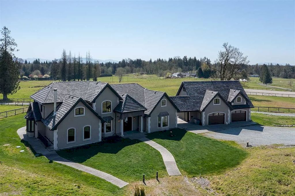 The Fantastic House in Langley is an amazing home now available for sale. This home is located at 2866 256th St, Langley, BC V4W 1Y4, Canada