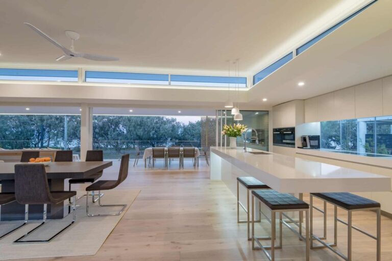Pacific House, a Stunning Beach House in Australia by Chris Clout ...