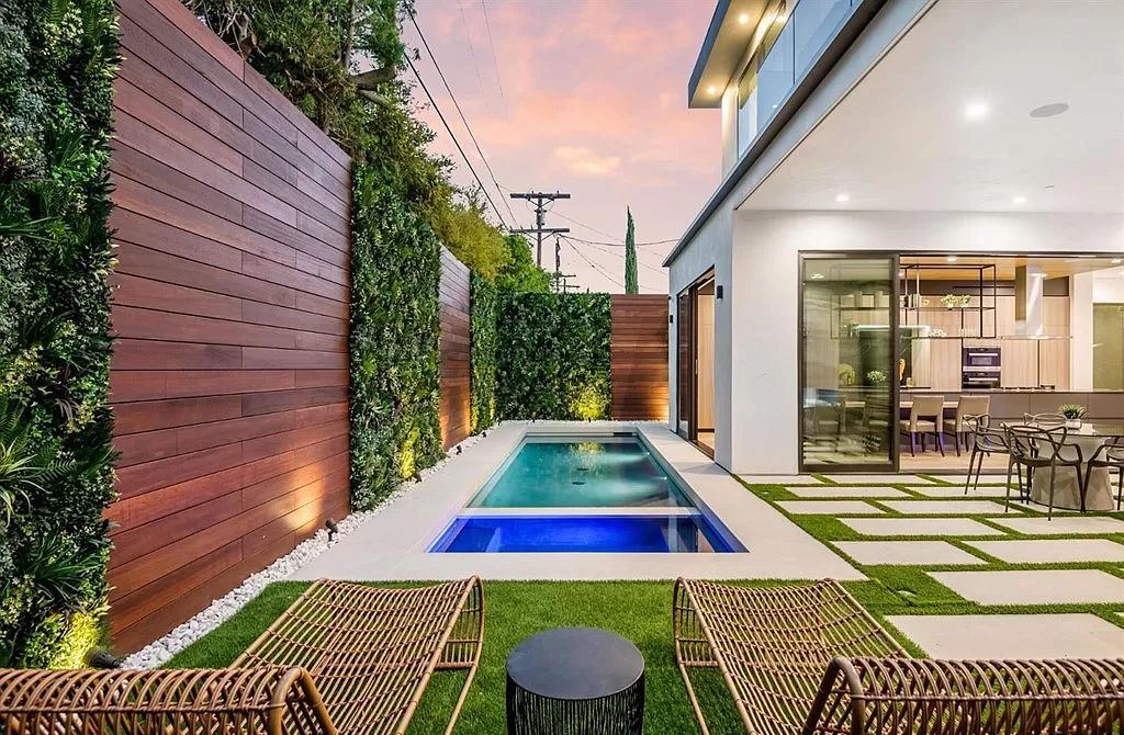 The Los Angeles Home is a new construction in the heart of Beverly Grove, designed and built by Arzuman Brothers now available for sale. This home located at 812 N La Jolla Ave, Los Angeles, California