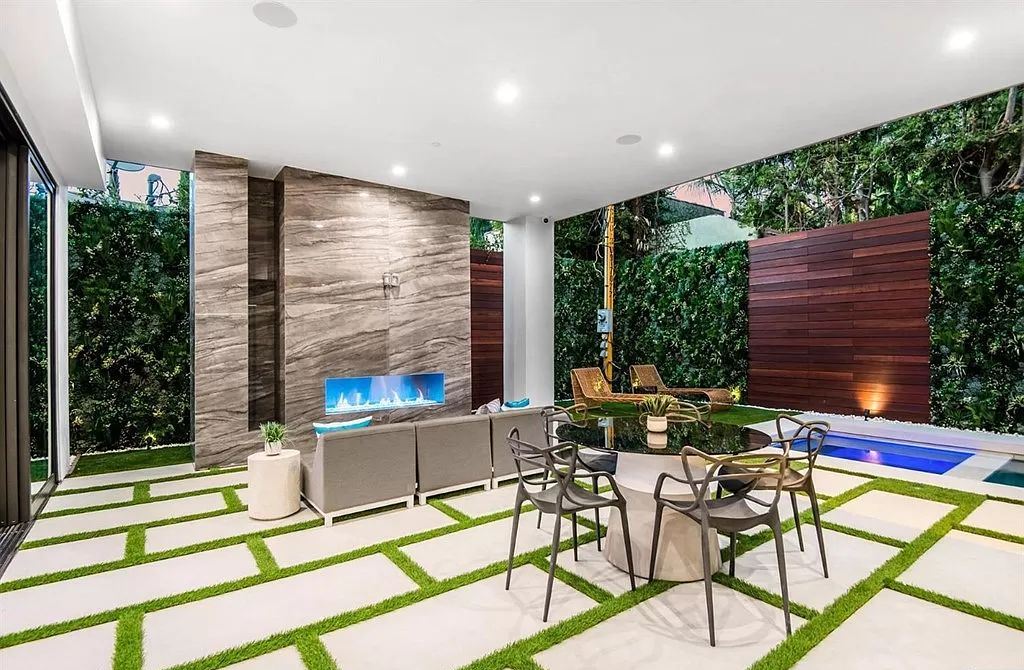 The Los Angeles Home is a new construction in the heart of Beverly Grove, designed and built by Arzuman Brothers now available for sale. This home located at 812 N La Jolla Ave, Los Angeles, California