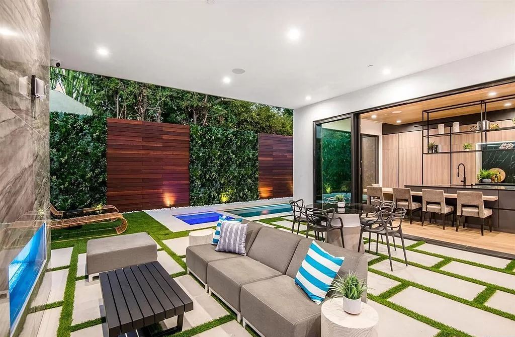 The Los Angeles Home is a new construction in the heart of Beverly Grove, designed and built by Arzuman Brothers now available for sale. This home located at 812 N La Jolla Ave, Los Angeles, California