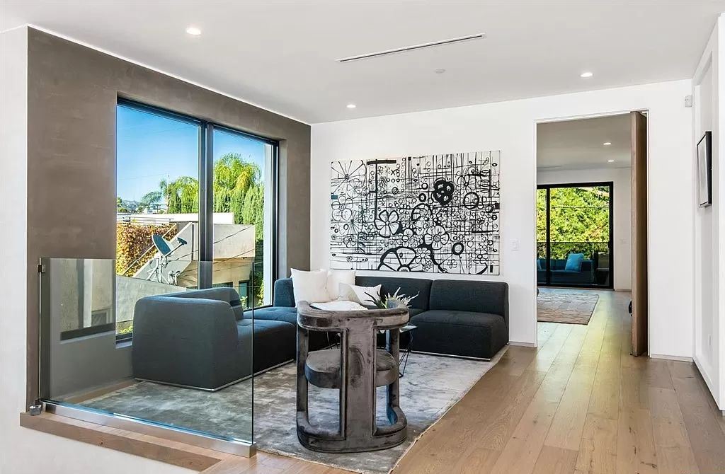 The Los Angeles Home is a new construction in the heart of Beverly Grove, designed and built by Arzuman Brothers now available for sale. This home located at 812 N La Jolla Ave, Los Angeles, California