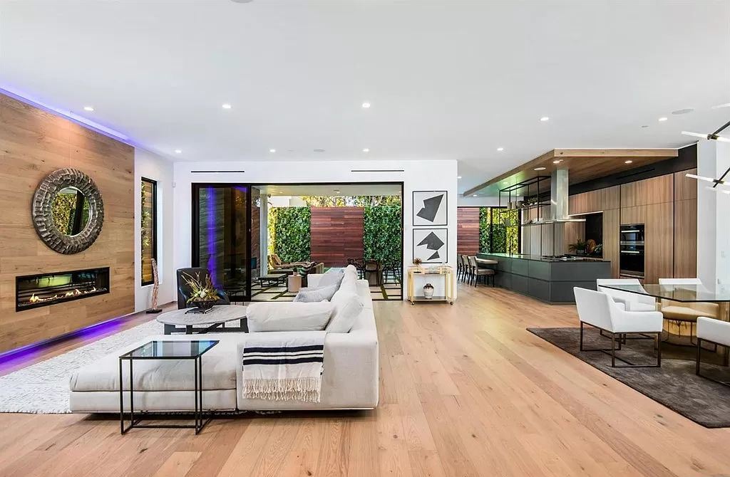 The Los Angeles Home is a new construction in the heart of Beverly Grove, designed and built by Arzuman Brothers now available for sale. This home located at 812 N La Jolla Ave, Los Angeles, California