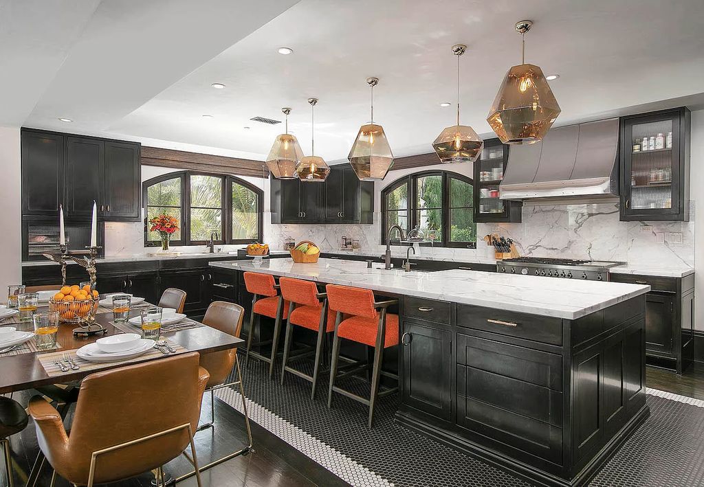 This 33500000 Iconic Montecito Villa in Santa Barbara is a truly Unparalleled Paradise 14