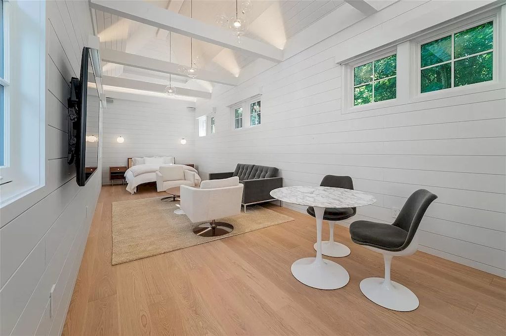 The Eco-Friendly Homes in Vancouver is an architectural masterpiece now available for sale. This home is located at 3633 Selkirk St, Vancouver, BC V6H 2Y9, Canada