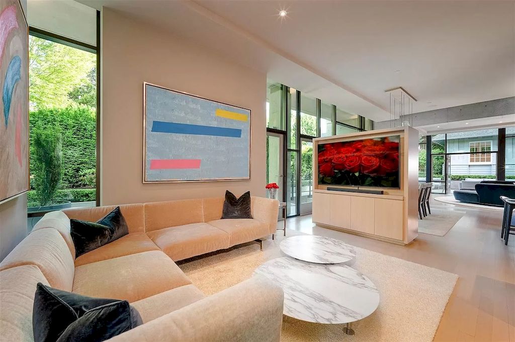 The Eco-Friendly Homes in Vancouver is an architectural masterpiece now available for sale. This home is located at 3633 Selkirk St, Vancouver, BC V6H 2Y9, Canada