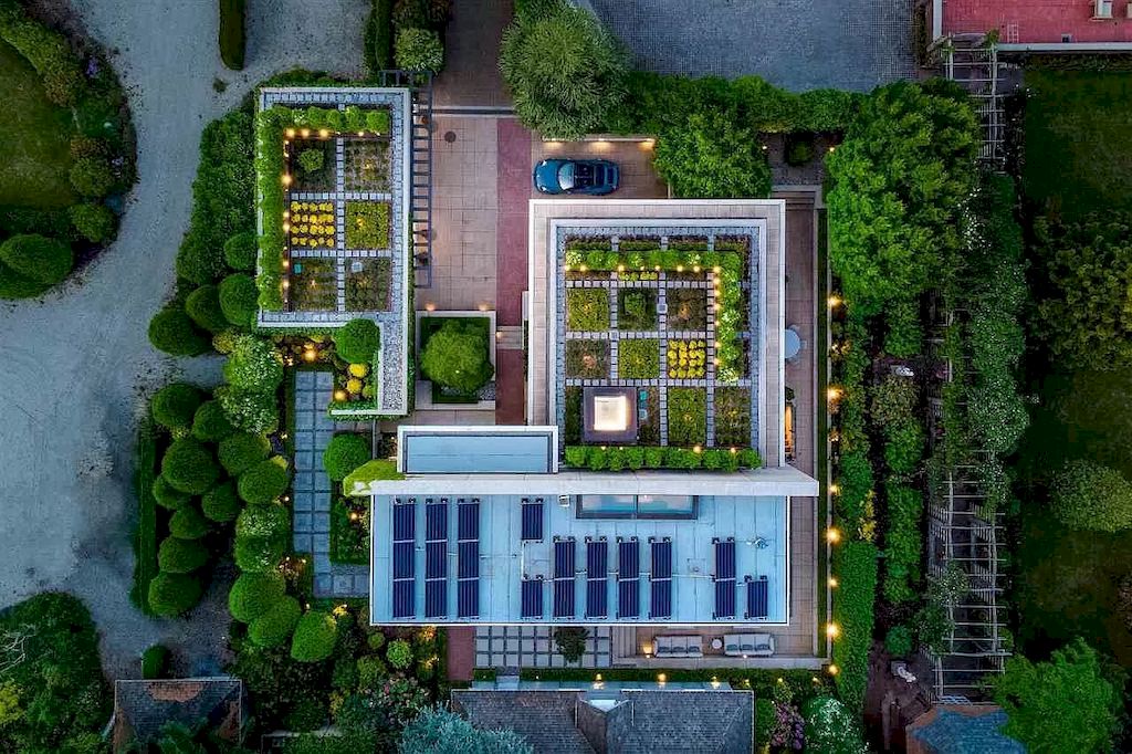The Eco-Friendly Homes in Vancouver is an architectural masterpiece now available for sale. This home is located at 3633 Selkirk St, Vancouver, BC V6H 2Y9, Canada