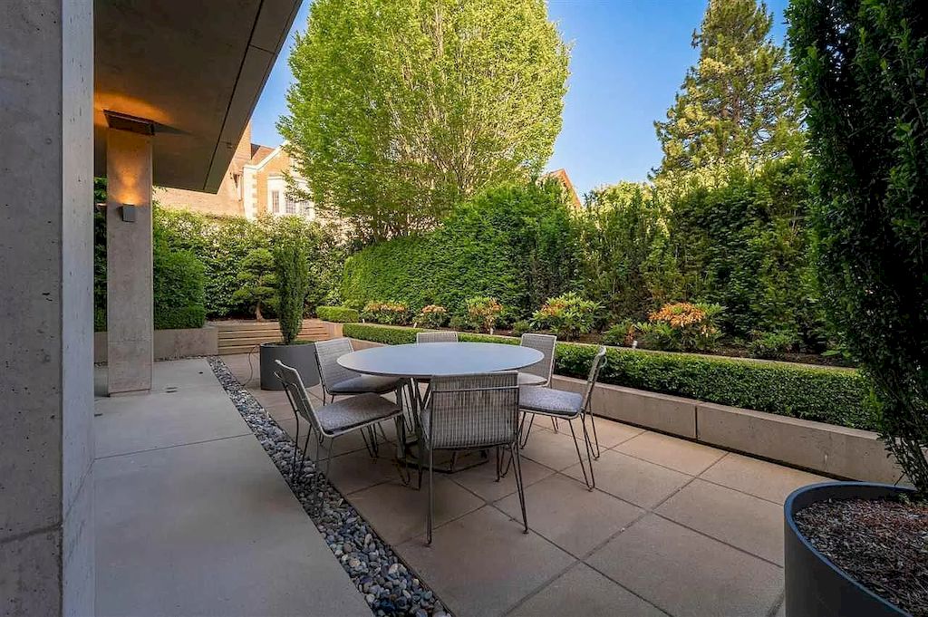 The Eco-Friendly Homes in Vancouver is an architectural masterpiece now available for sale. This home is located at 3633 Selkirk St, Vancouver, BC V6H 2Y9, Canada