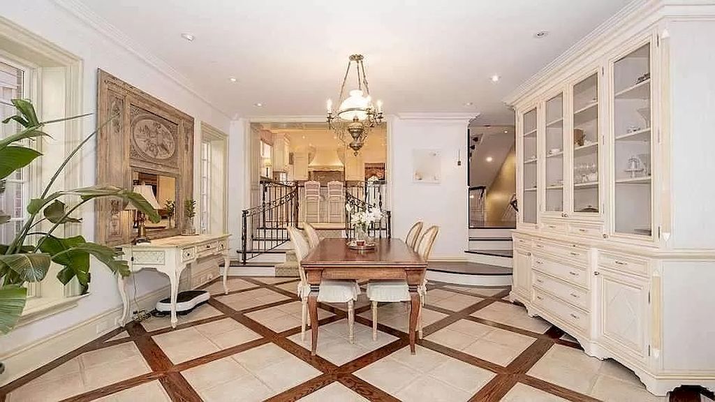 The Traditional And Elegant Home in Ontario is meticulously built with top of line material now available for sale. This home is located at 11 Dewbourne Ave, Toronto, ON M5P 1Z3, Canada