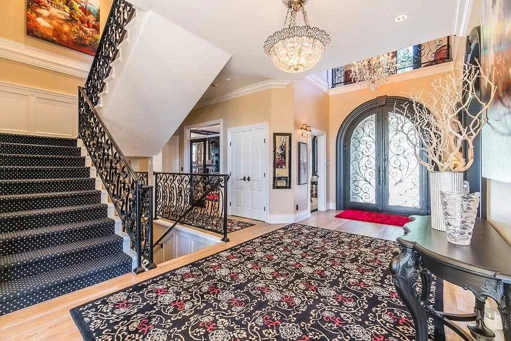 The Tuscan Style Home in Surrey is a high-quality custom-built waterfront house now available for sale. This home is located at 13011 Crescent Rd, Surrey, BC V4P 1J6, Canada