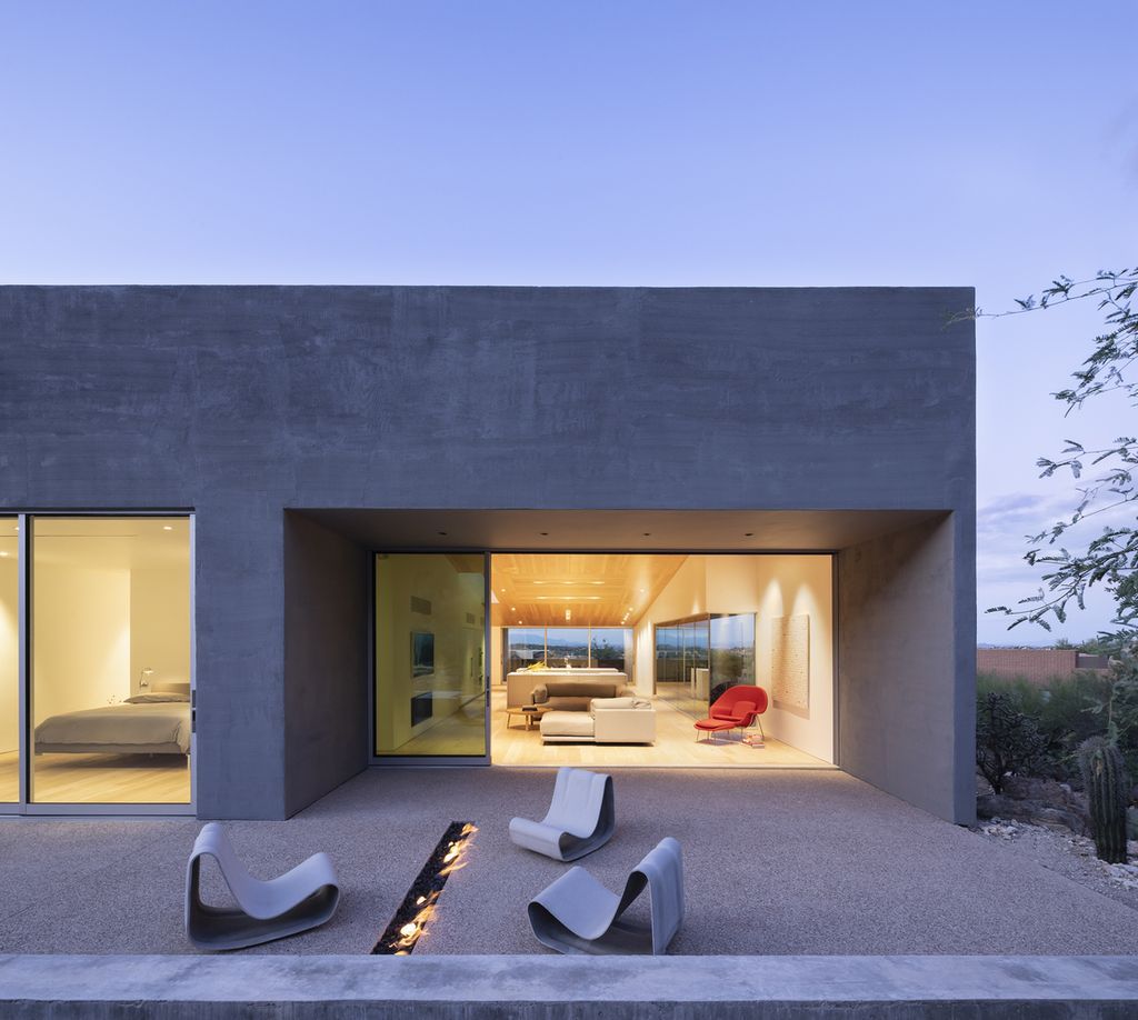Ventana House like a Majestic Window on the Desert by HK Associates Inc 35
