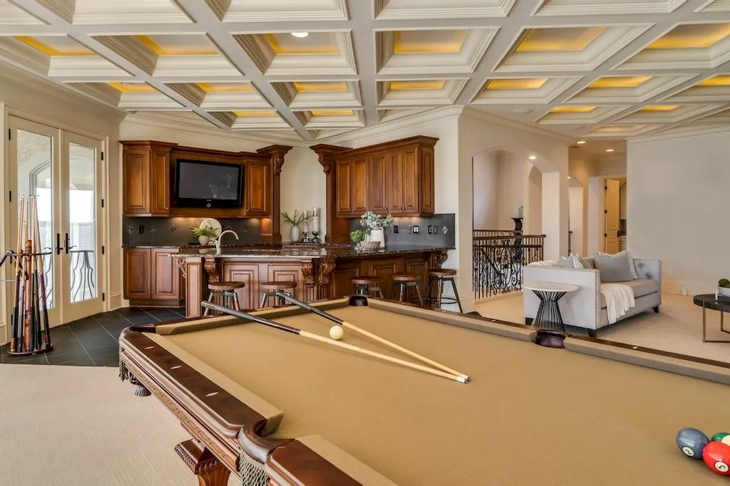 Exquisite Details Used with Finest Materials in this $6,985,000 Exclusive Lakeside Residence in North Carolina
