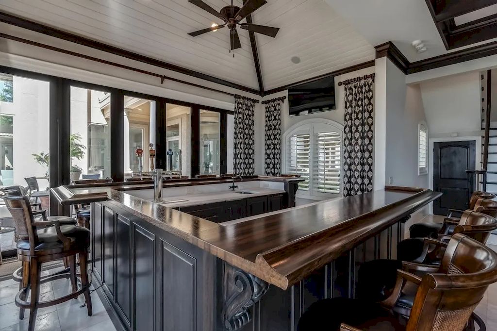 Exquisite Details Used with Finest Materials in this $6,985,000 Exclusive Lakeside Residence in North Carolina