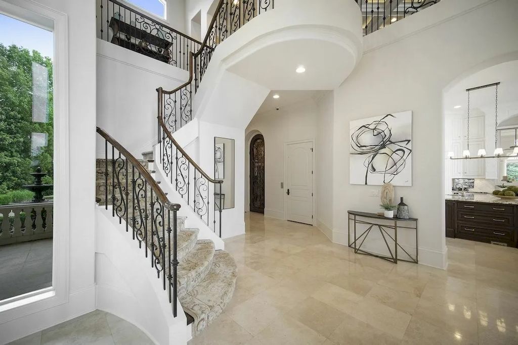 Exquisite Details Used with Finest Materials in this $6,985,000 Exclusive Lakeside Residence in North Carolina