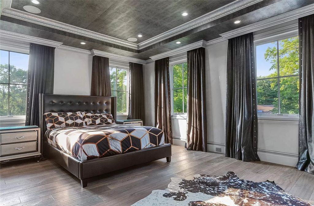 Beautiful Italian Mansion in New York for Sale at $7,595,000 designed for a  carefree lifestyle