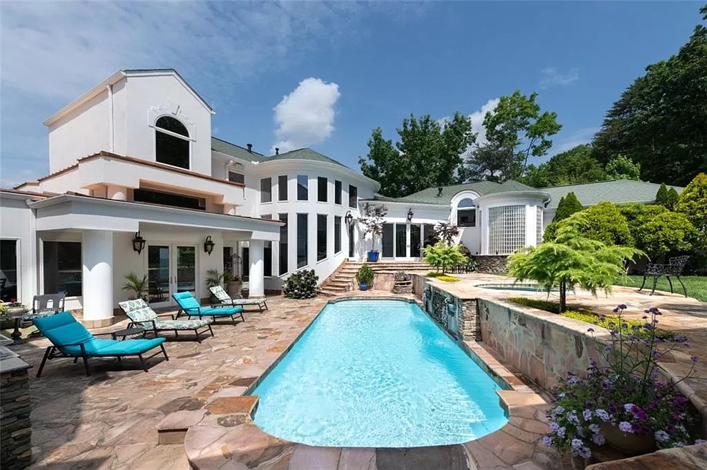 Incredible Panoramic City Views from this Gorgeous $3,395,000 European-style Modern Home at the Top of Sweat Mountain, Georgia
