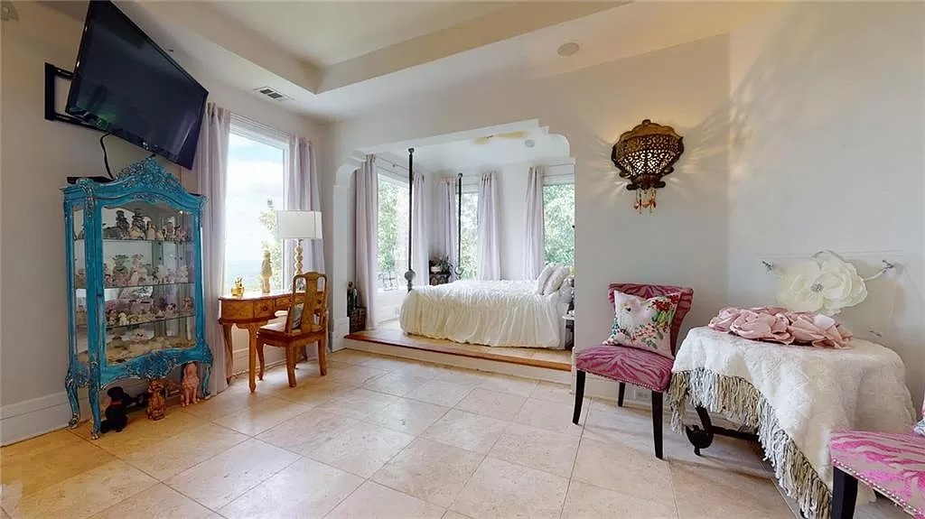 Incredible Panoramic City Views from this Gorgeous $3,395,000 European-style Modern Home at the Top of Sweat Mountain, Georgia