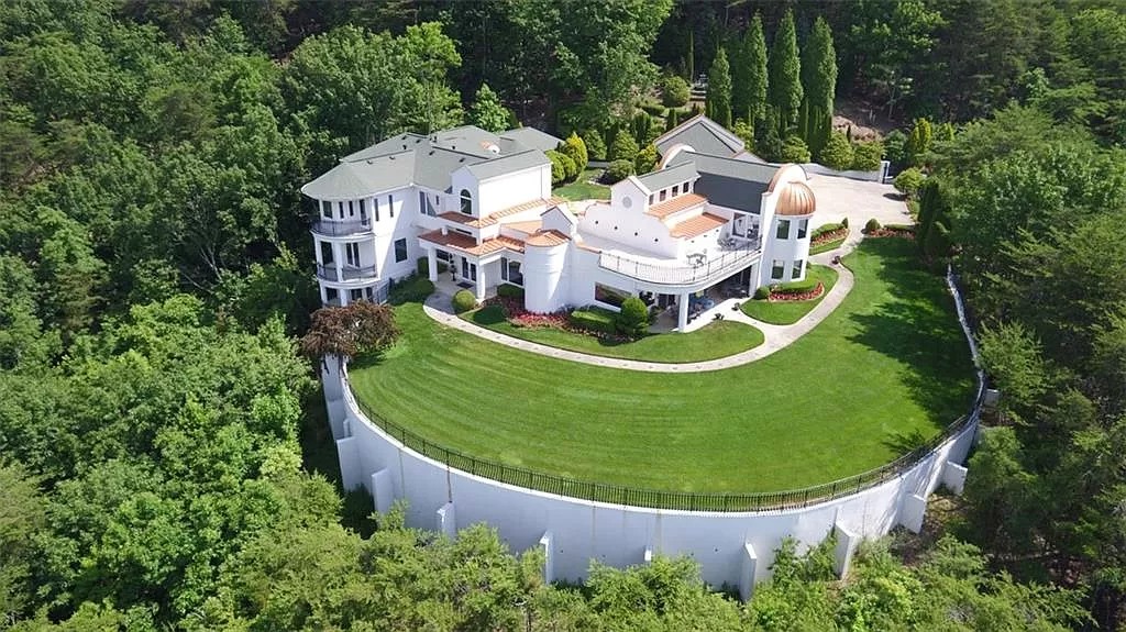 Incredible Panoramic City Views from this Gorgeous $3,395,000 European-style Modern Home at the Top of Sweat Mountain, Georgia