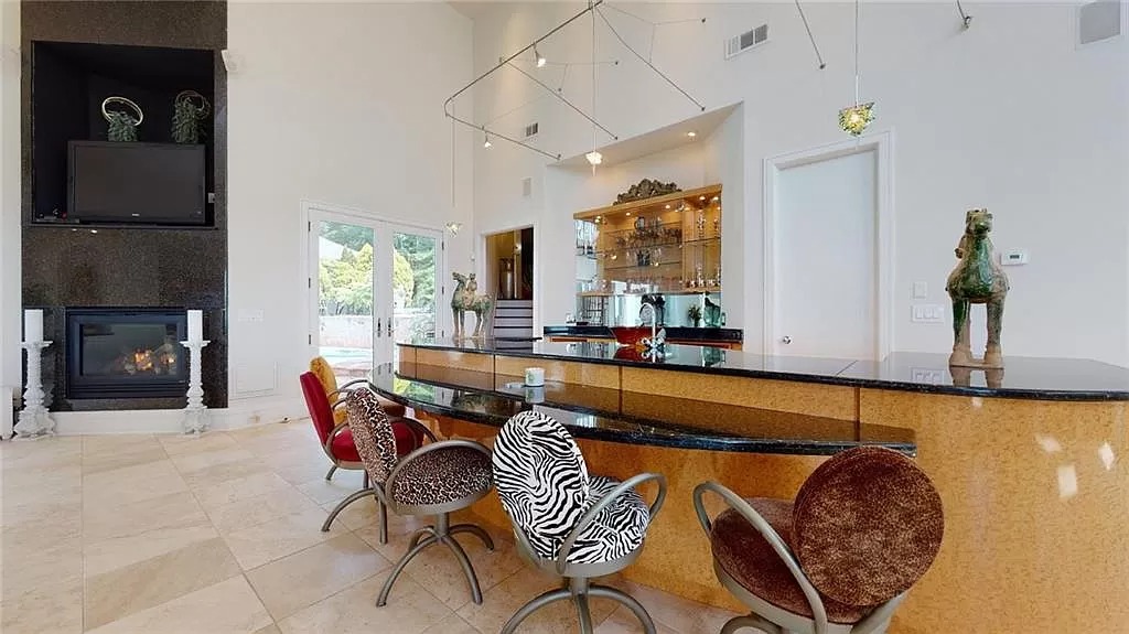 Incredible Panoramic City Views from this Gorgeous $3,395,000 European-style Modern Home at the Top of Sweat Mountain, Georgia