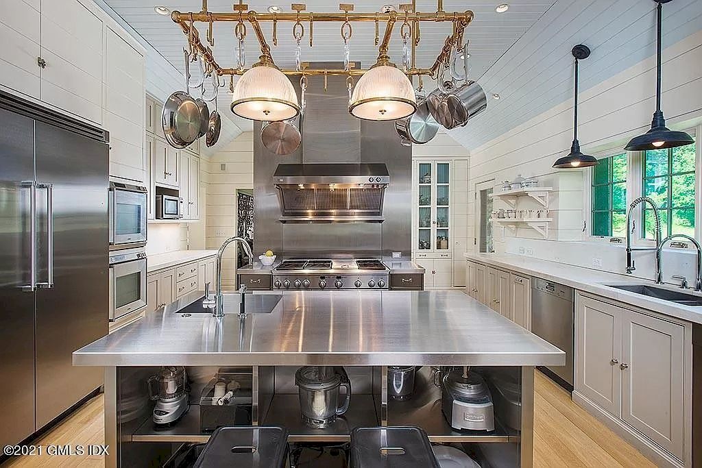 Exquisite and Elegant Country Home Priced at $5,995,000 for Your Hideaway in Connecticut 