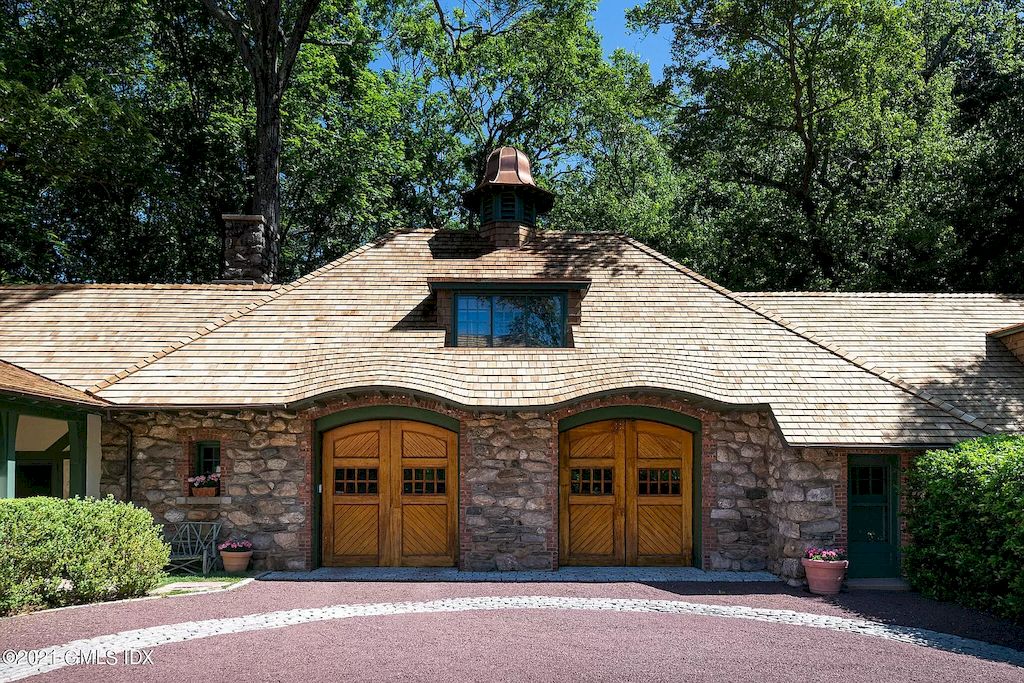 Exquisite and Elegant Country Home Priced at $5,995,000 for Your Hideaway in Connecticut 