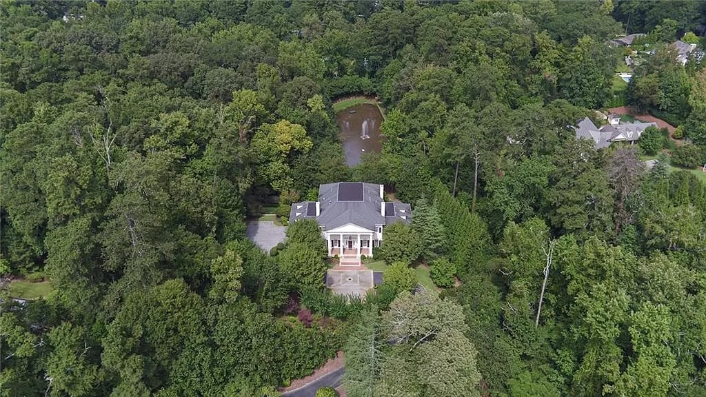 Georgia Magnificent Estate with Private Pond and Dock on Market for $5,695,000