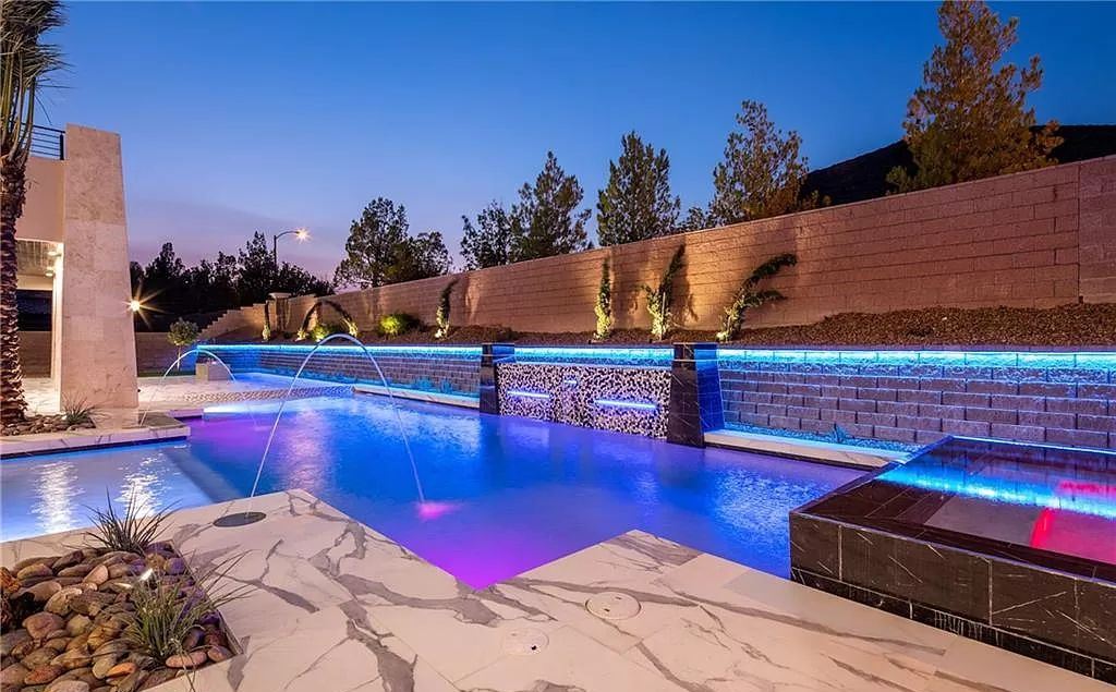 38 Ravenswood Ave Las Vegas NV 89141 1