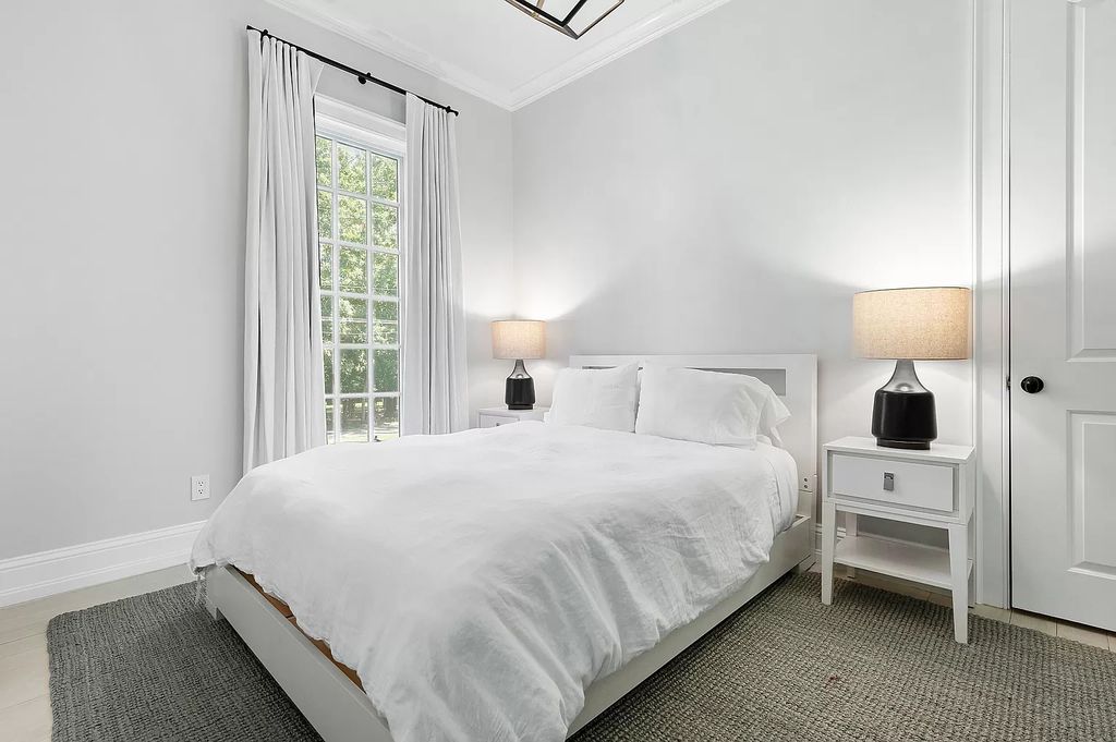 53 Lincoln St Sag Harbor NY 11963 3