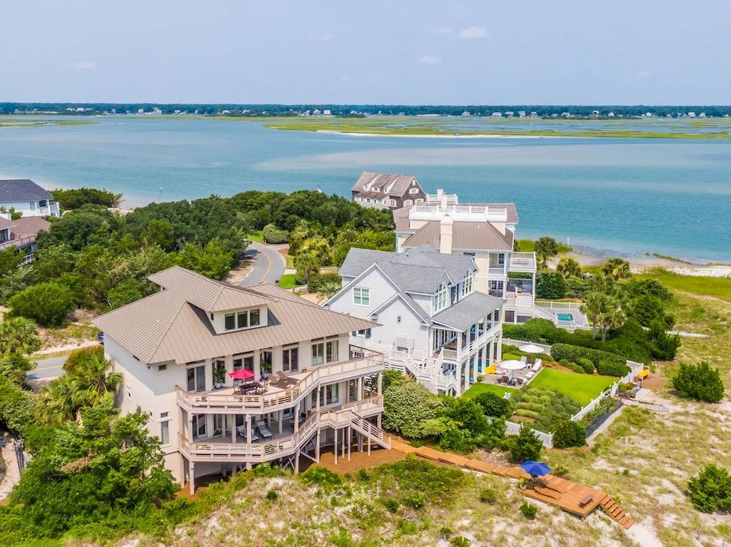 Spectacular Oceanfront Home in North Carolina Priced at $4,500,000
