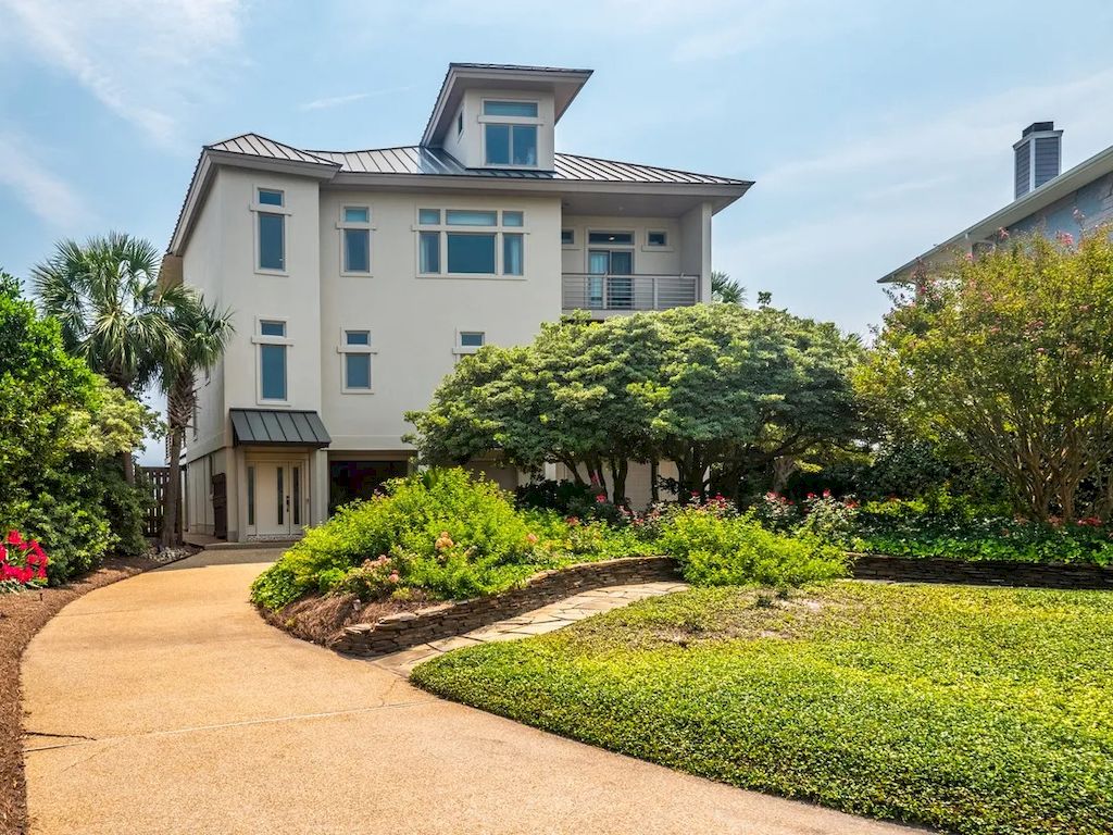 Spectacular Oceanfront Home in North Carolina Priced at $4,500,000