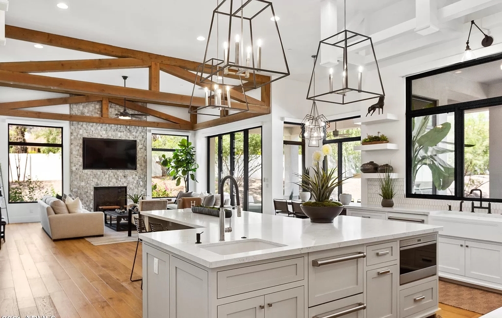 Marvelous Arizona homes offering majestic mountain views hits Market for $6,499,999