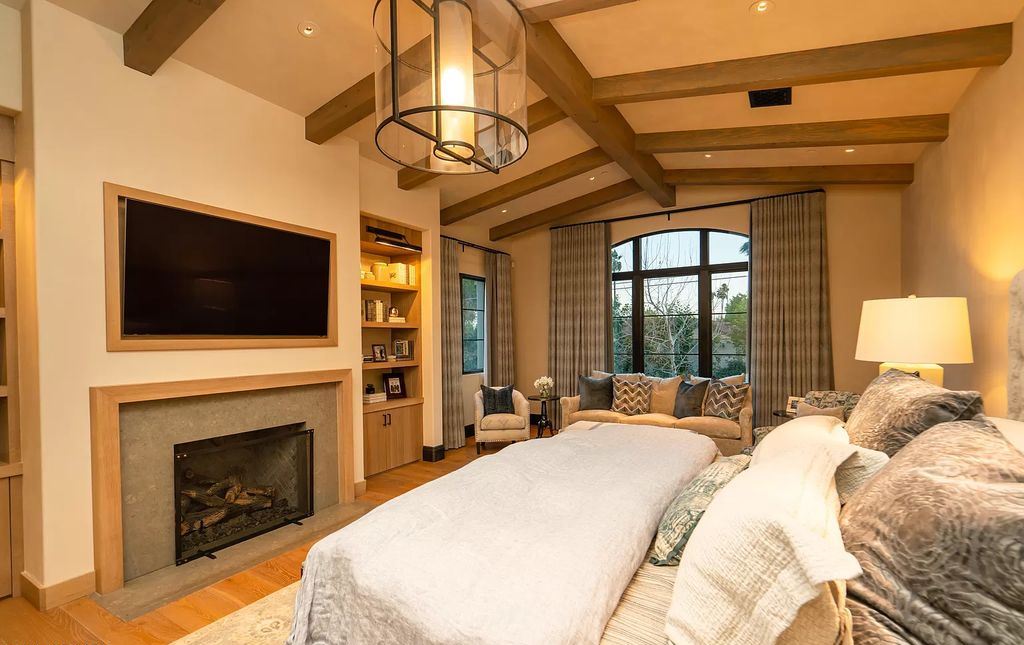 Impressive Arcadia house in Arizona designed by Caroline DeCesare hits Market for $3,750,000
