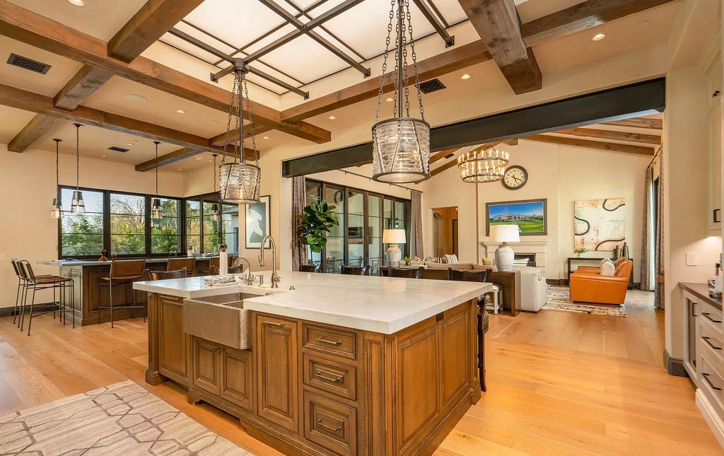 Impressive Arcadia house in Arizona designed by Caroline DeCesare hits Market for $3,750,000