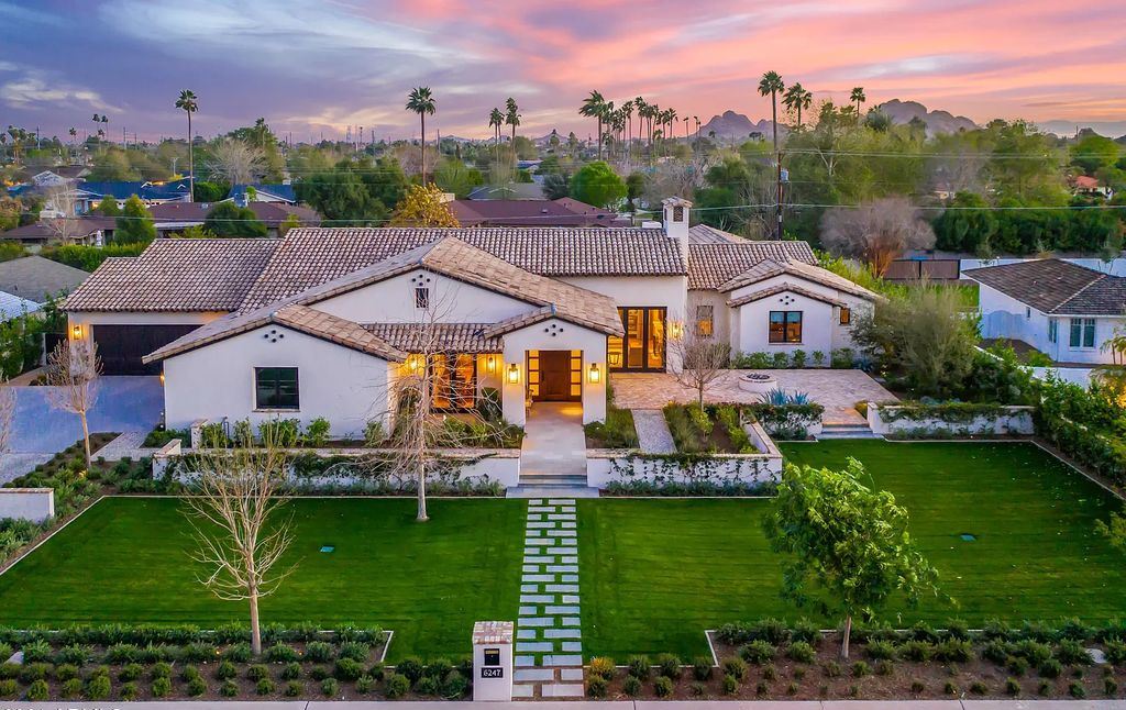 Impressive Arcadia house in Arizona designed by Caroline DeCesare hits Market for $3,750,000