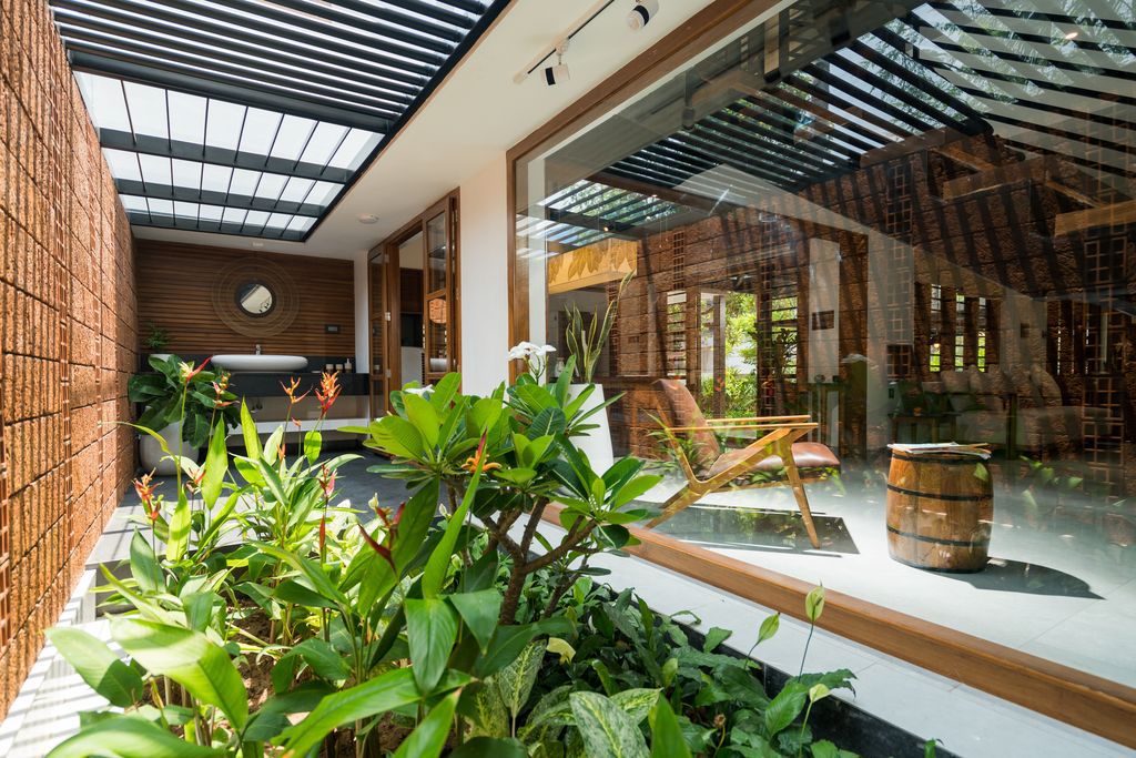 Aarons Courtyard House with Minimalist design style by The Design Room 10